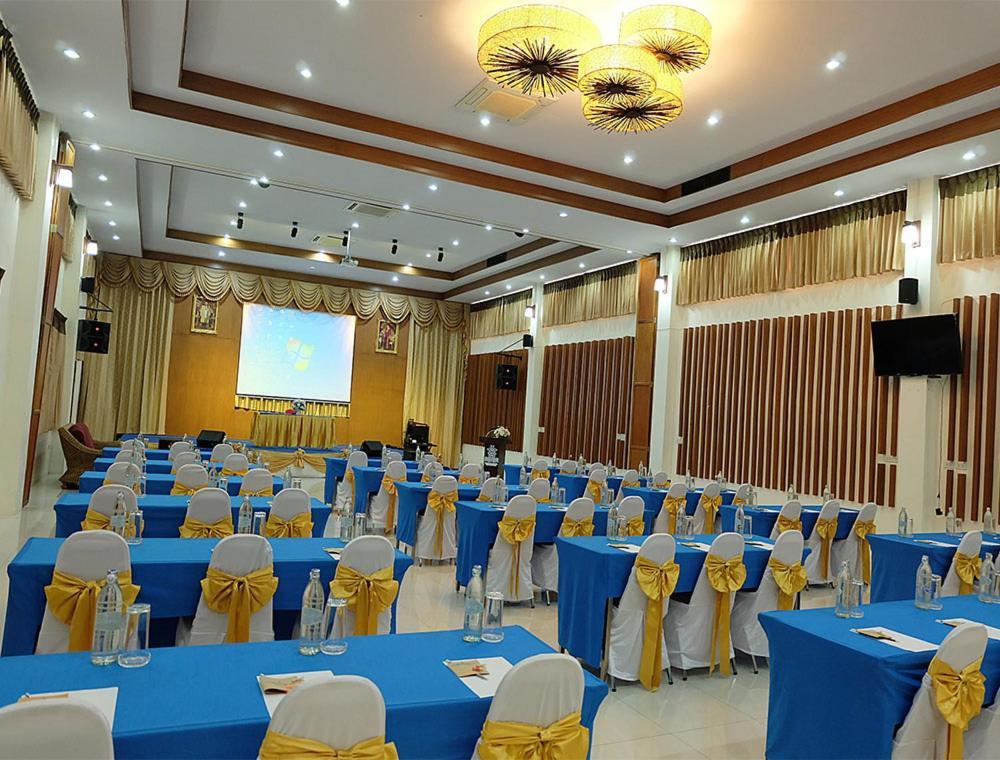 Chaophayathara Riverside Hotel Chainat Экстерьер фото