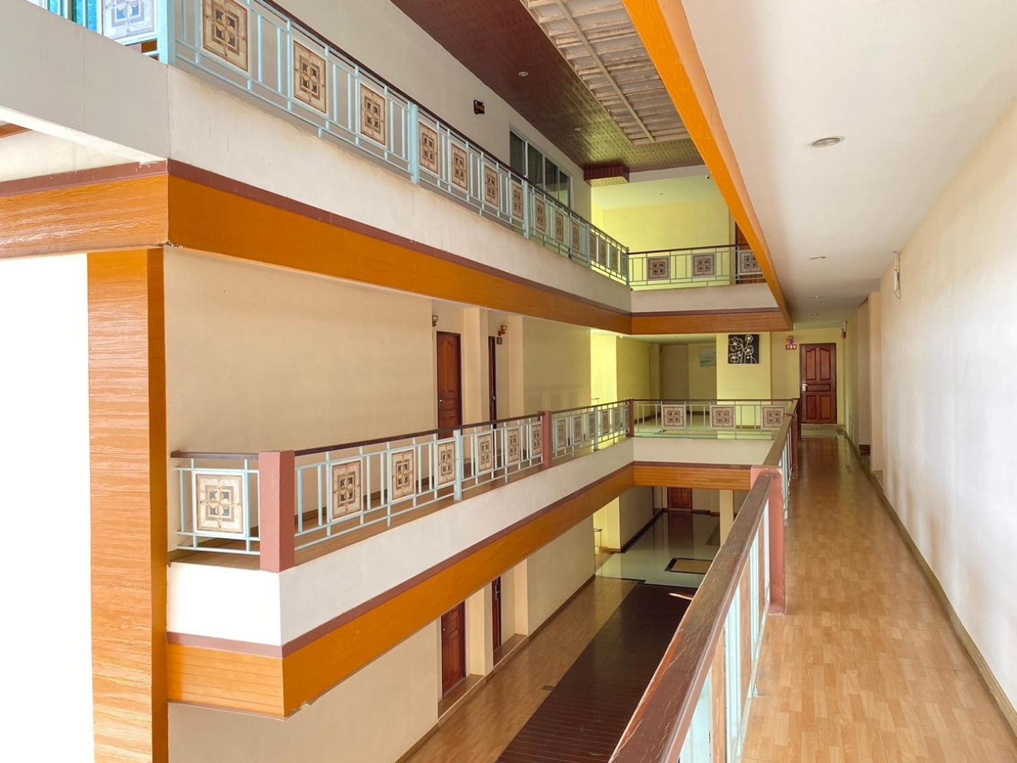 Chaophayathara Riverside Hotel Chainat Экстерьер фото