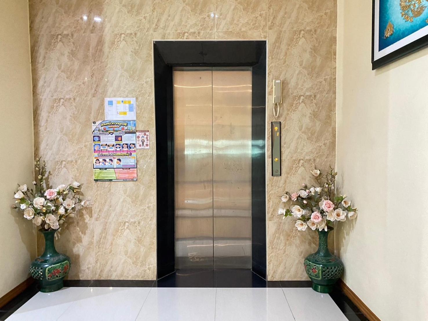 Chaophayathara Riverside Hotel Chainat Экстерьер фото