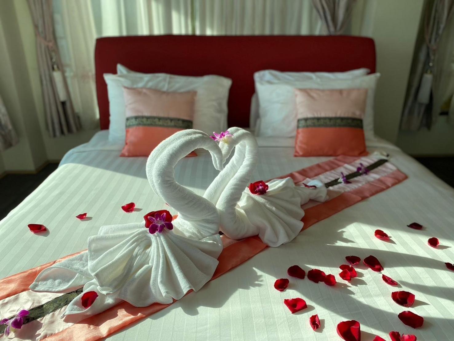 Chaophayathara Riverside Hotel Chainat Экстерьер фото