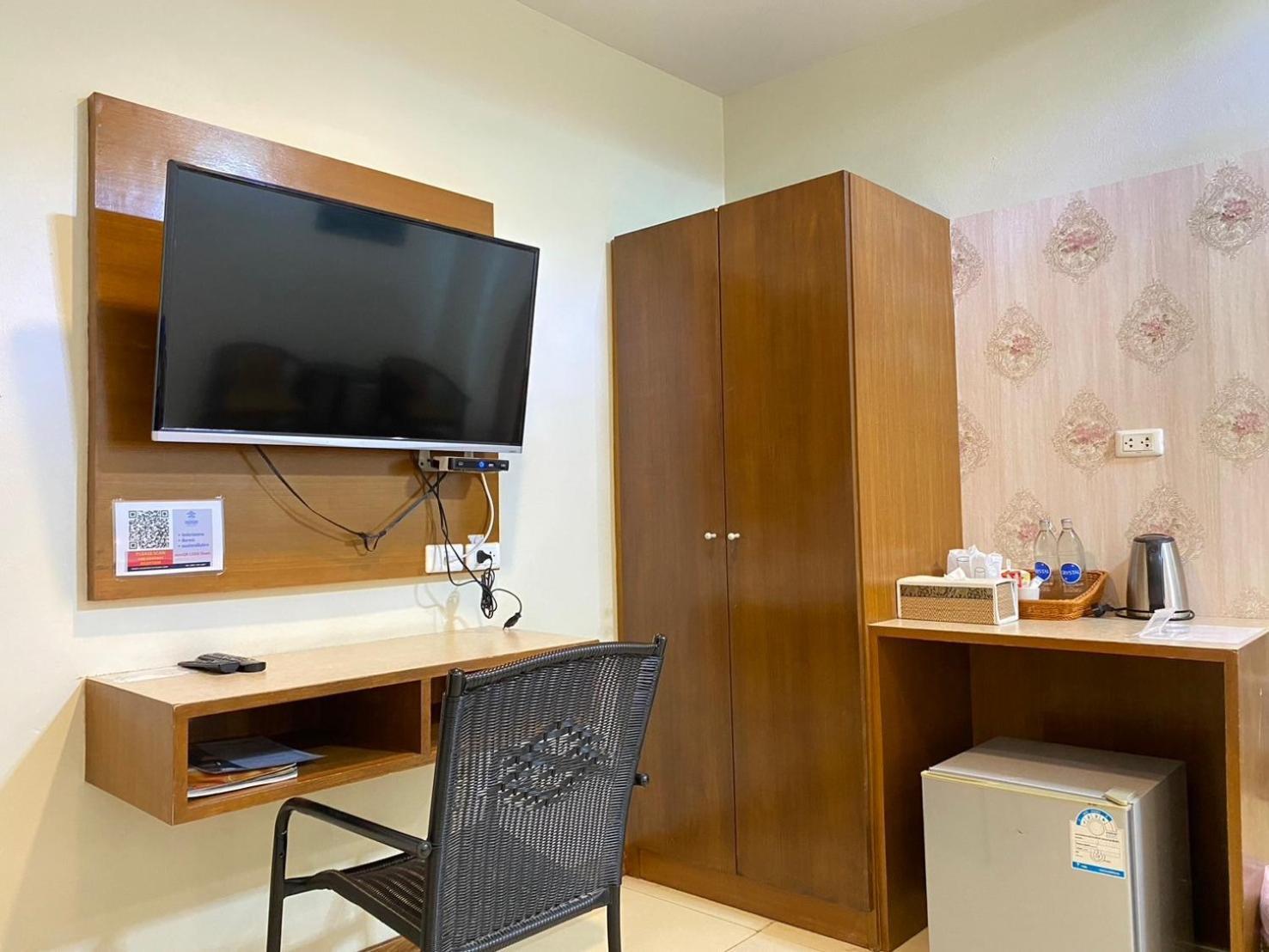 Chaophayathara Riverside Hotel Chainat Экстерьер фото